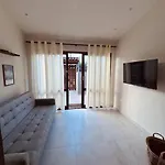 Casa Inteira Aconchegante, Praia A Pe, Estacionamento